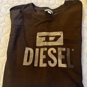 NEW Diesel Black Men's T-Shirt size large. Item will be dryer as well.